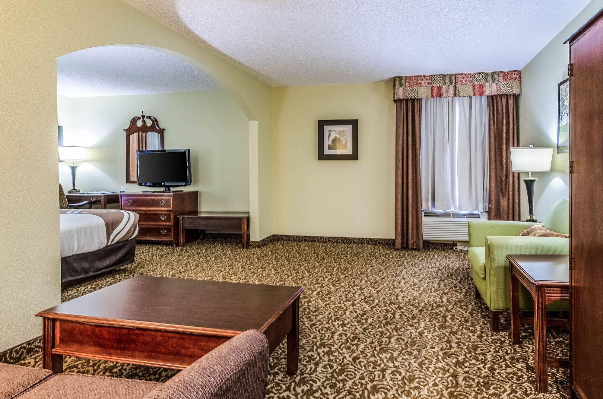 Quality Inn Whiteville North Exteriér fotografie